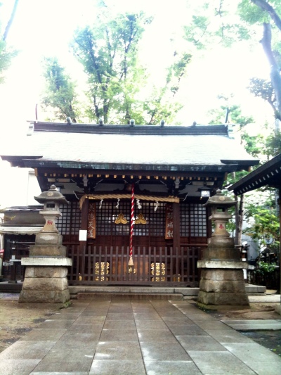 朝の恵比寿神社