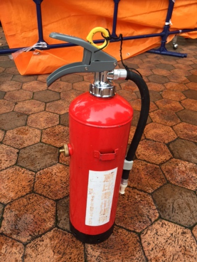 201509ガーデンプレイス消防フェスタ消火器